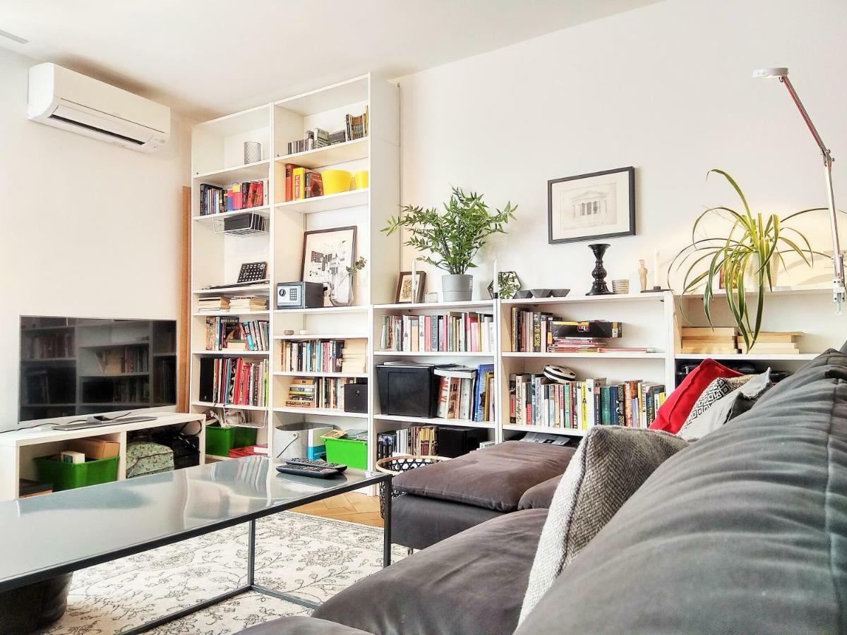 Poet'S Street Apartment ซาเกร็บ ภายนอก รูปภาพ